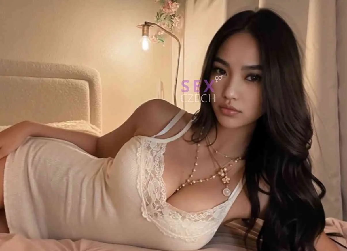 Sexy Asiatka Lucy