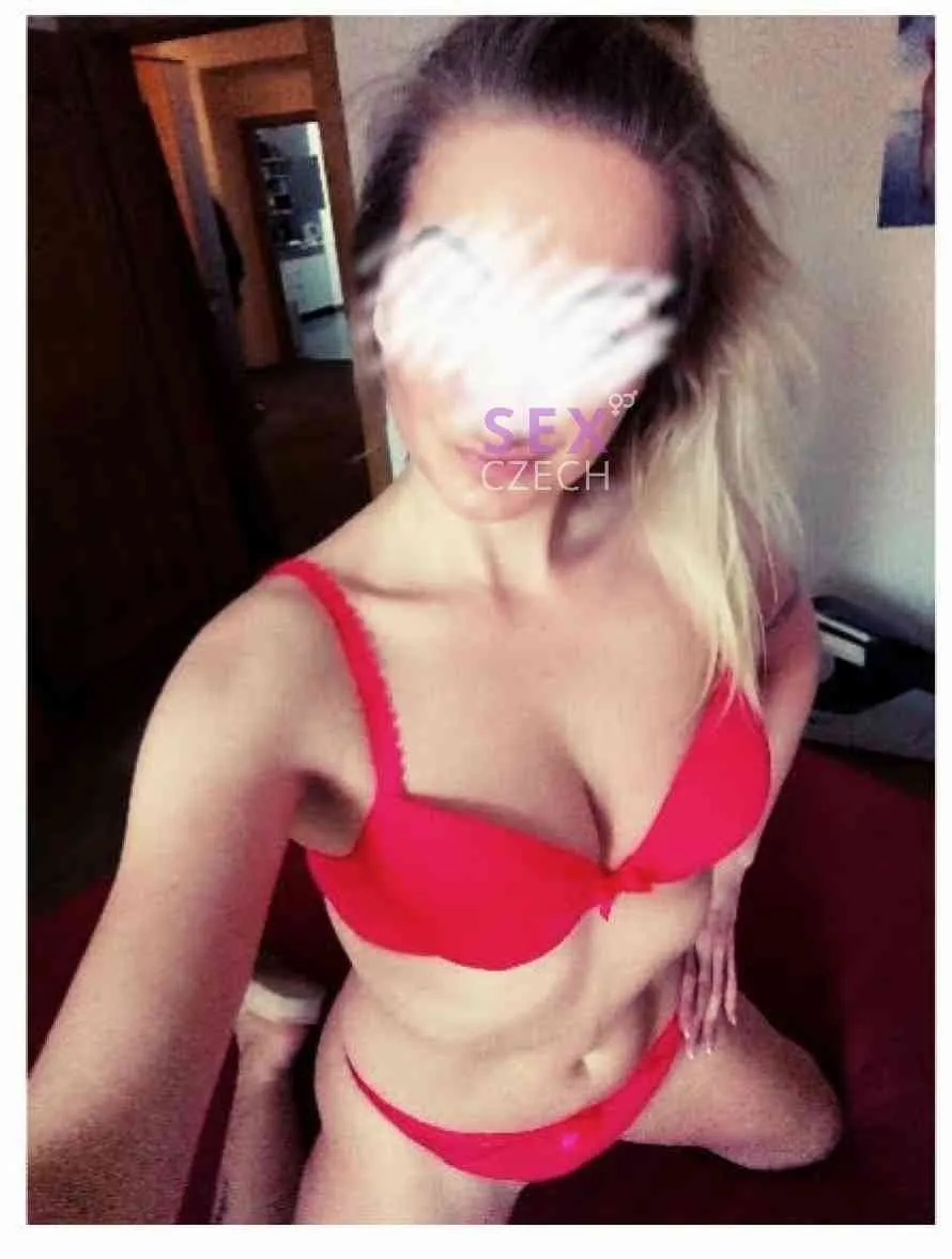 SLADKÁ SEXY JANNII