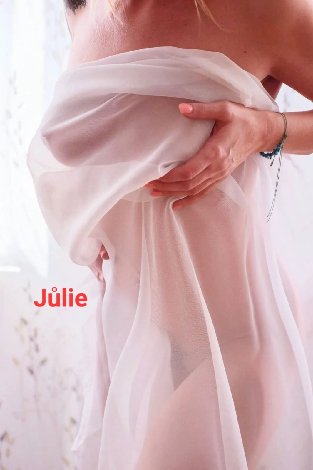 Jůlie 23:00 PÁ-NE