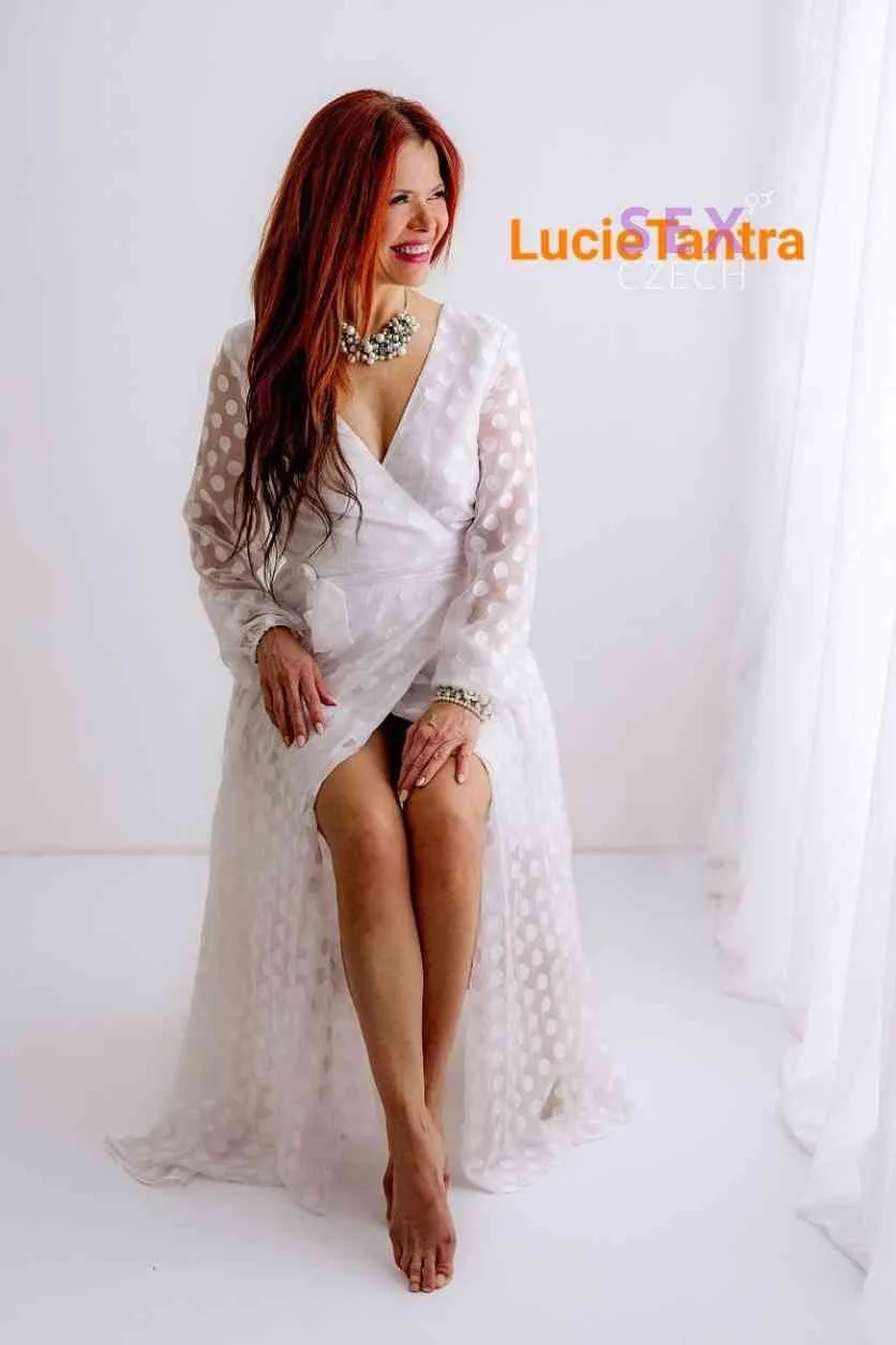 LUCIE TANTRA,NE-ÚT 